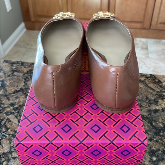 Tory Burch Raleigh Flats - Picture 3 of 7